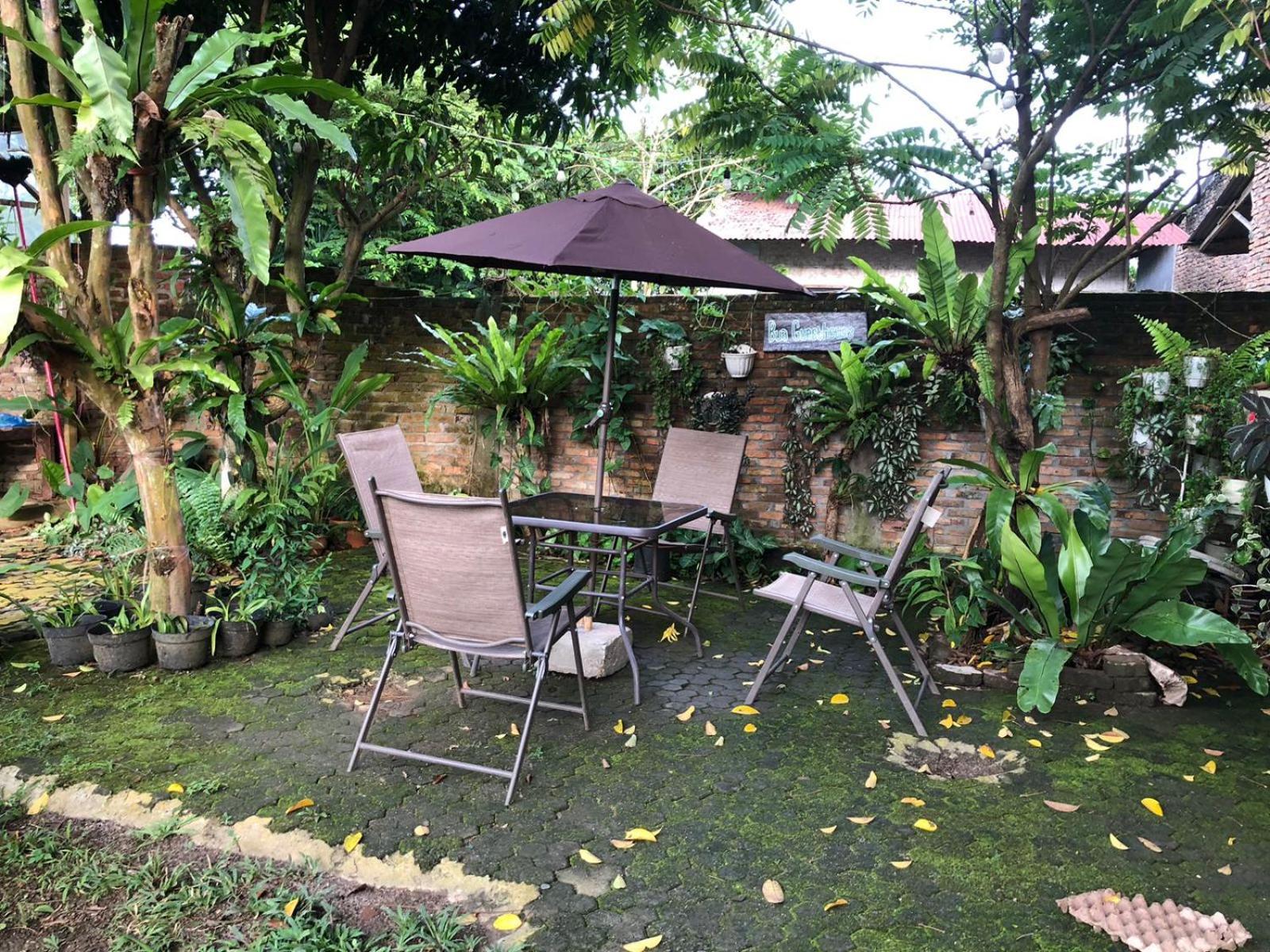 Bua Guest House Medan Exterior photo